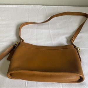 VINTAGE COACH CROSSBODY BAG